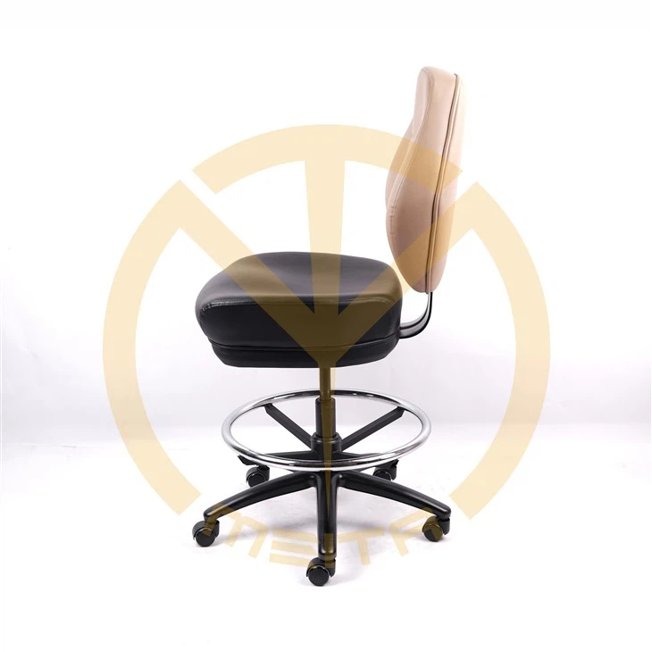 poker seating with wheels